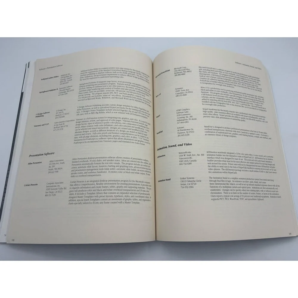 The Apple‎ Guide to Publishing Presentations and Interactive Media Apple 1990